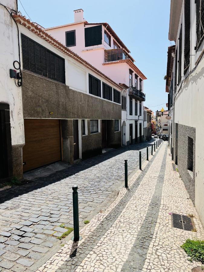 Lovely 2-Bedroom Rental Unit In Historic Funchal Kültér fotó